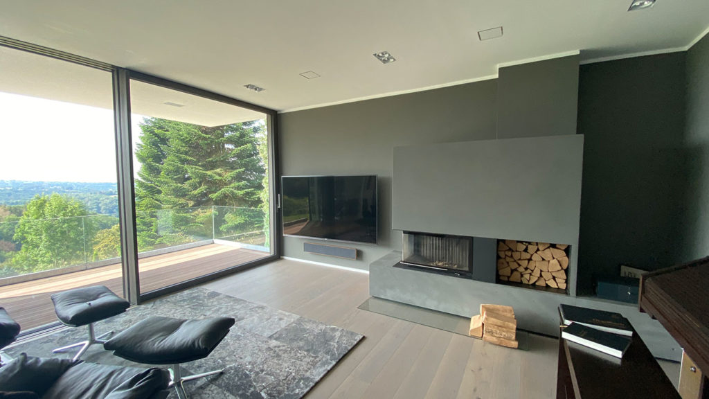 SKANDELLA-villa-wuppertal-terrasse-modern-luxurious-interior-view-open-fireplace